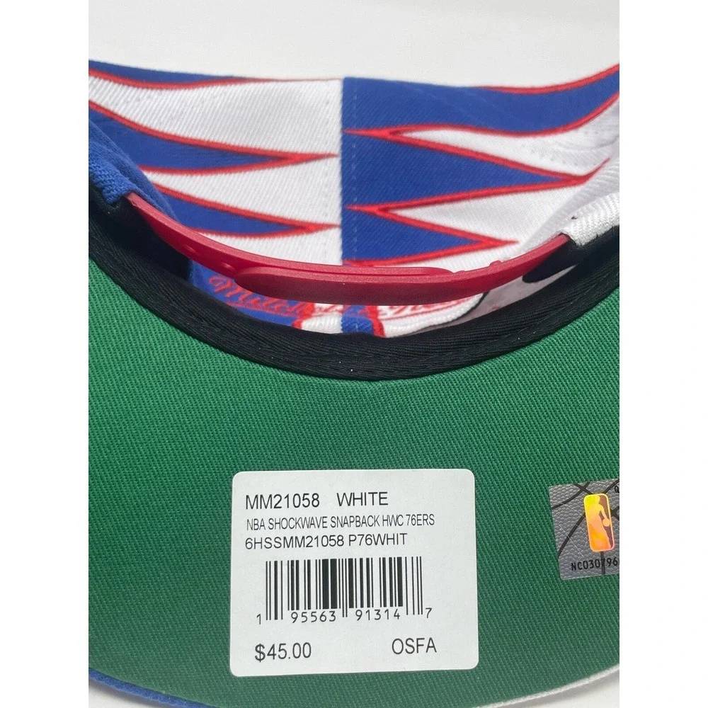 Philadelphia 76ers SnapBack Hat Mitchell &‎ Ness x Lids Shockwave Adjustable Cap